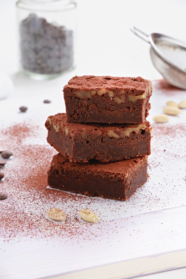 DARK CHOCOLATE & ALMOND BROWNIE · Serves 6