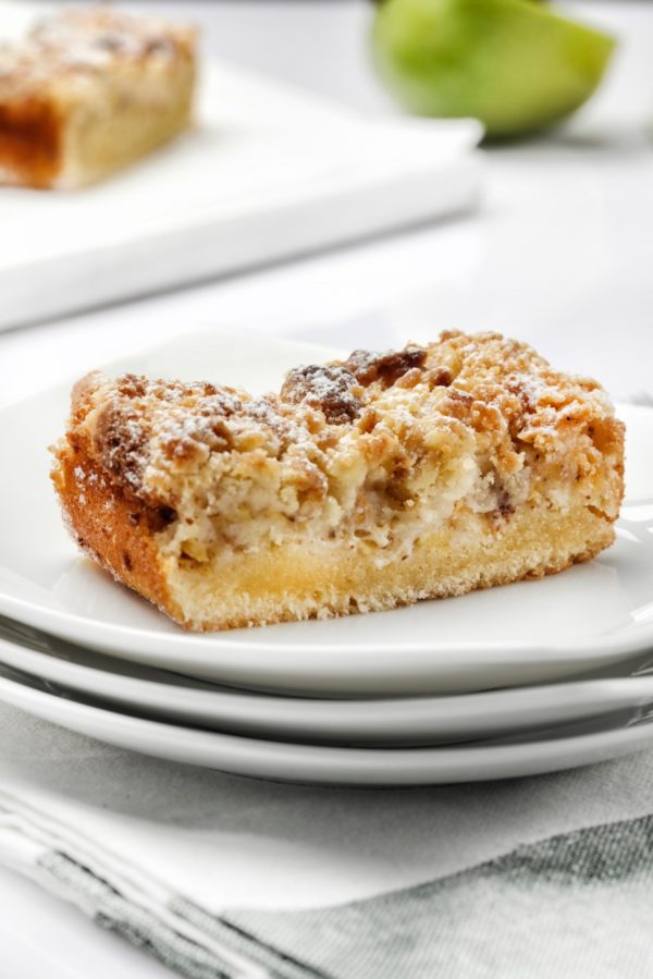 Apple & cinnamon crumble cake · Serves 6