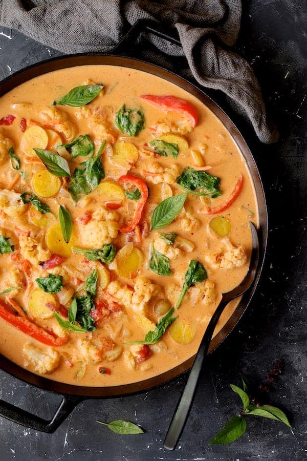 VEGETARIAN THAI RED CURRY WITH CAULIFLOWER AND POTATOES · SERVES 2