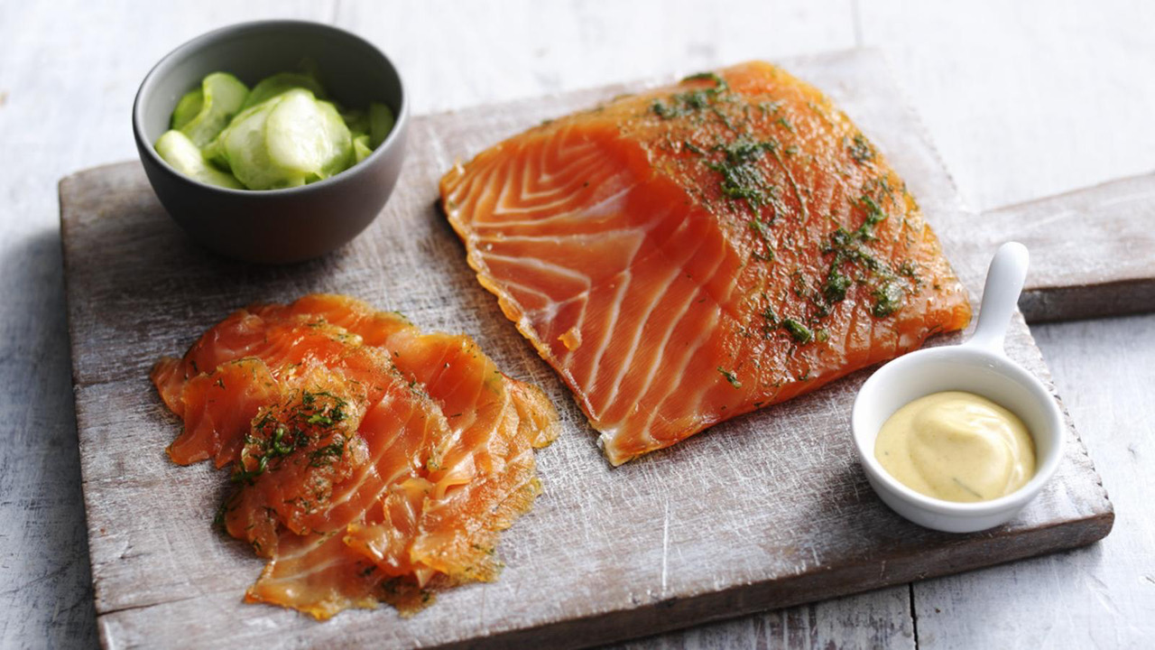 Salmon Gravlax  (marinated salmon) (200g)